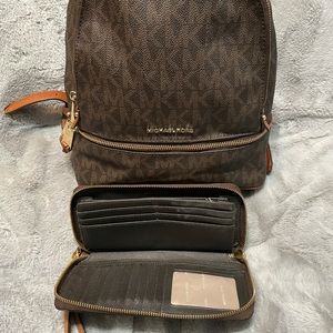 Womens Michael Kors backpack with matching wallet